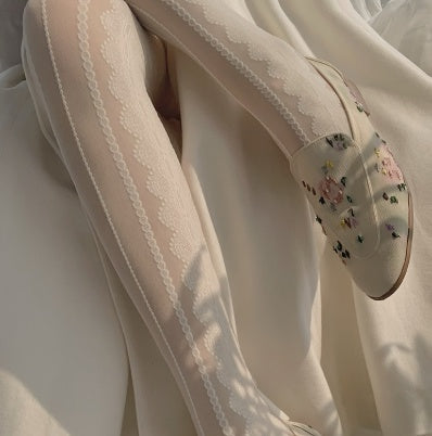 Lace white pantyhose