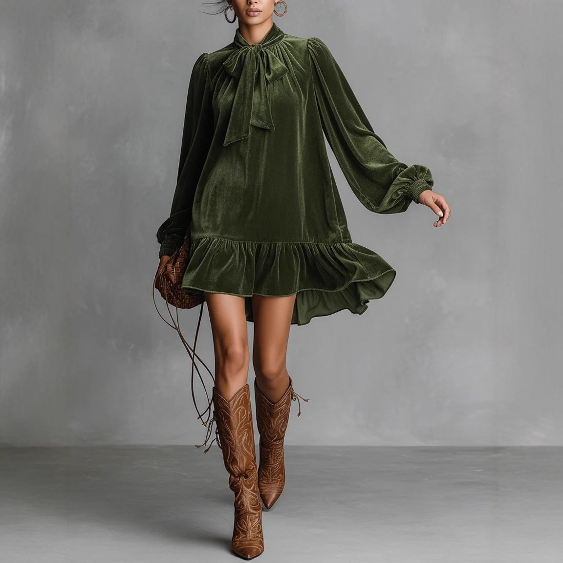 Loose-fitting Long-sleeved Solid-color Velvet Dress